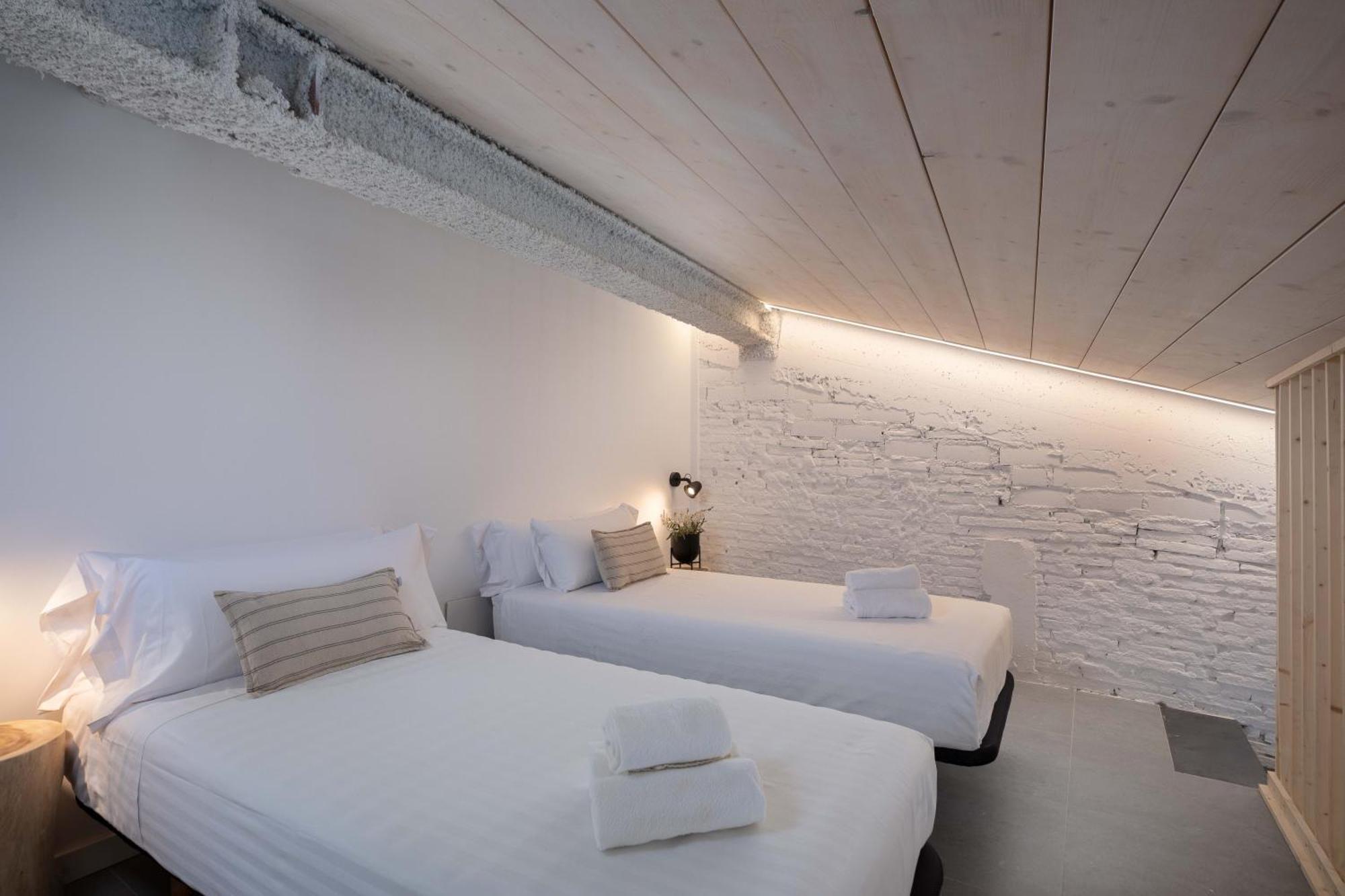 Flateli Barca 11 Girona