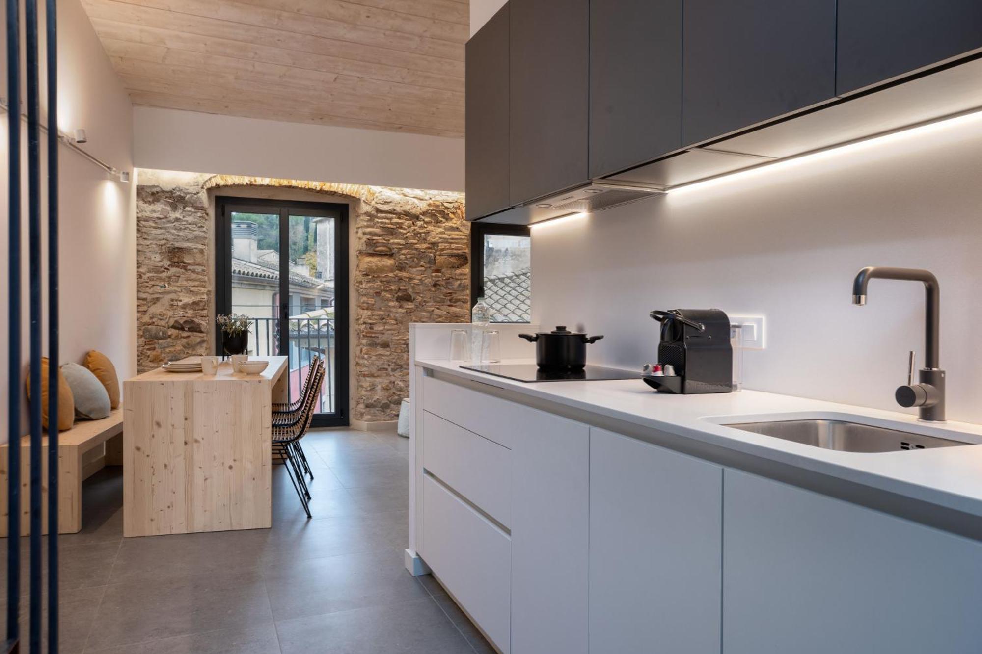 Flateli Barca 11 Girona