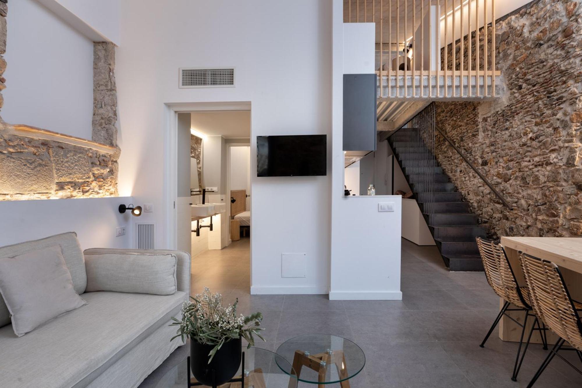 Flateli Barca 11 * Girona