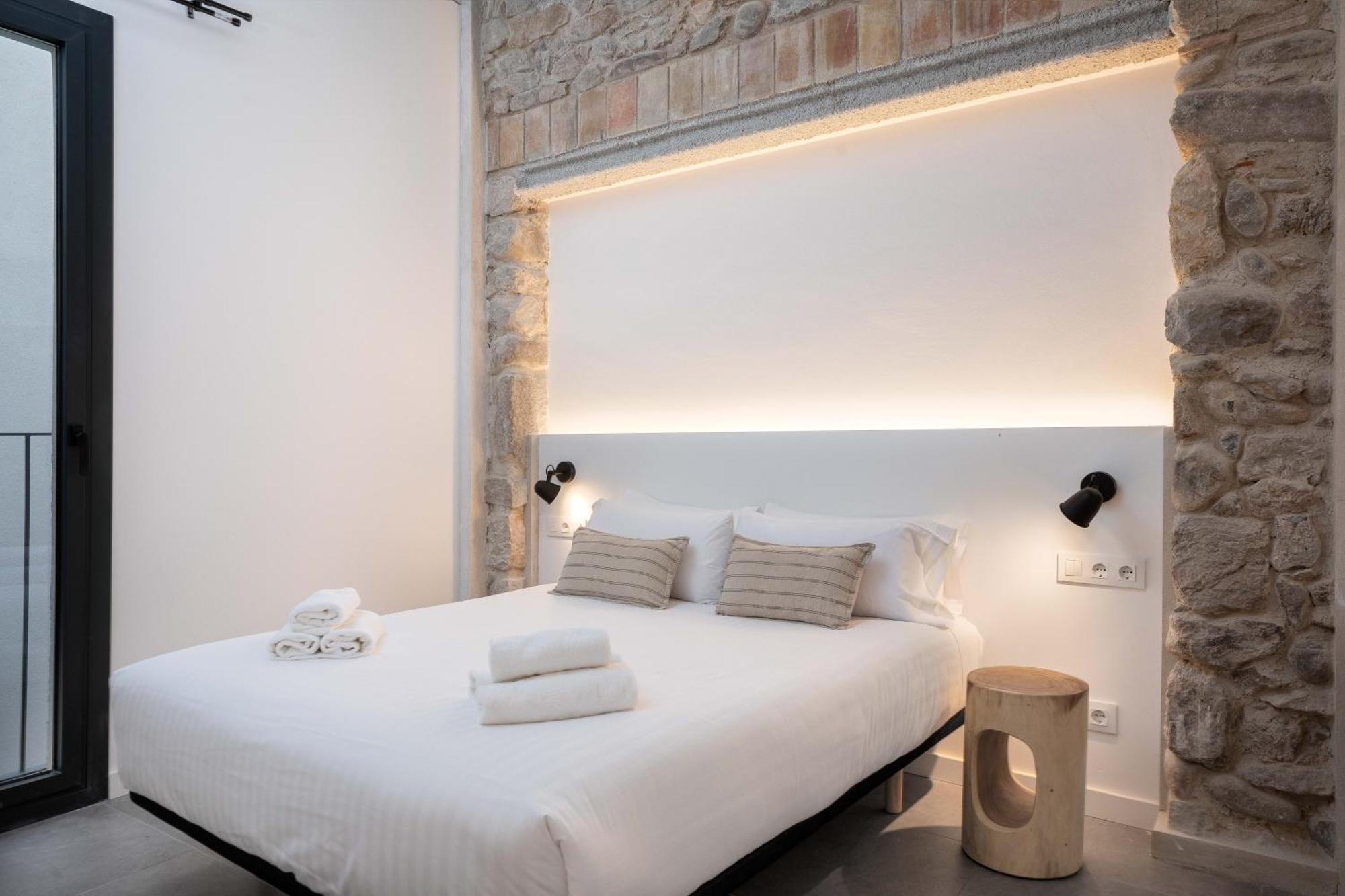 Flateli Barca 11 Apartment *
