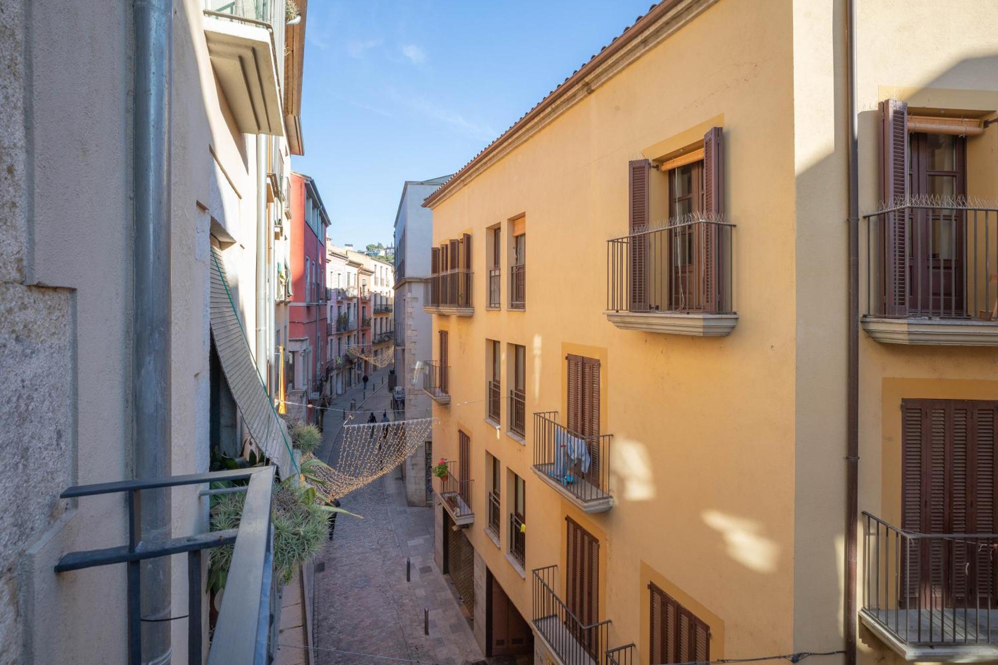 Flateli Barca 11 * Girona