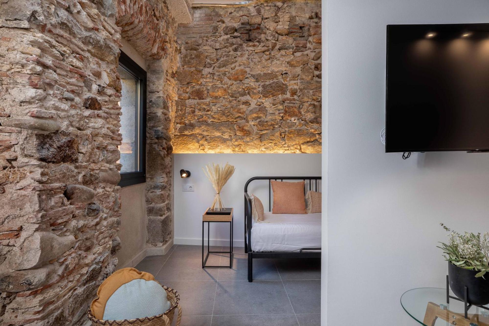 Flateli Barca 11 Girona